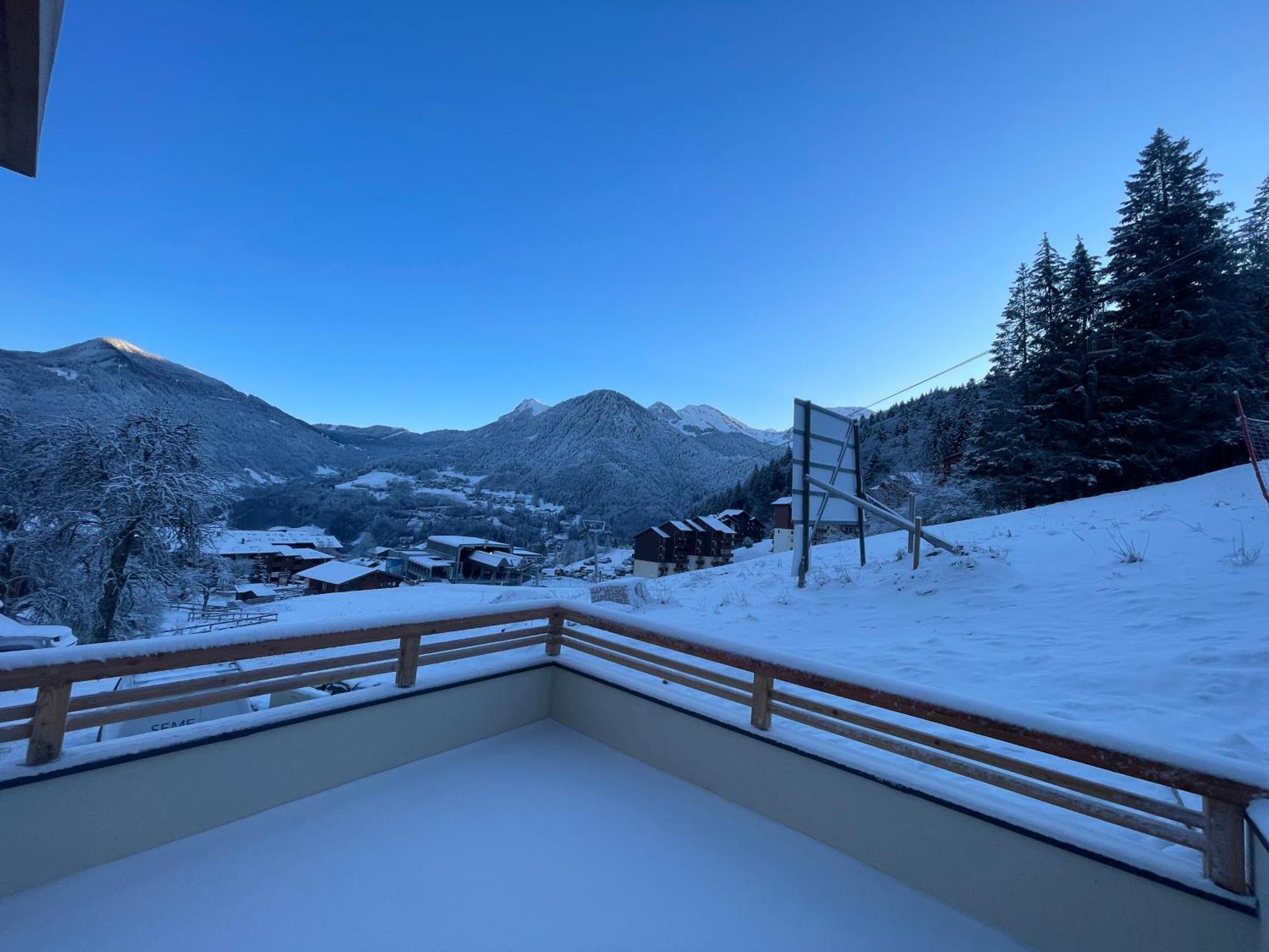 Dans Residence Neuve Le Snow Roc Sur Les Pistes, Grand Studio Cosy 5 Pers Avec Terrasse Panoramique, Sauna, Wifi Saint-Jean-dʼAulps Kültér fotó